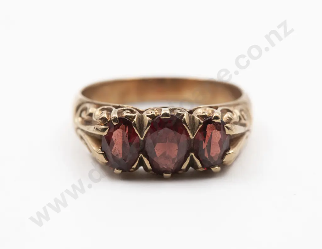 9ct Three Stone Garnet Bridge Ring Image 1++