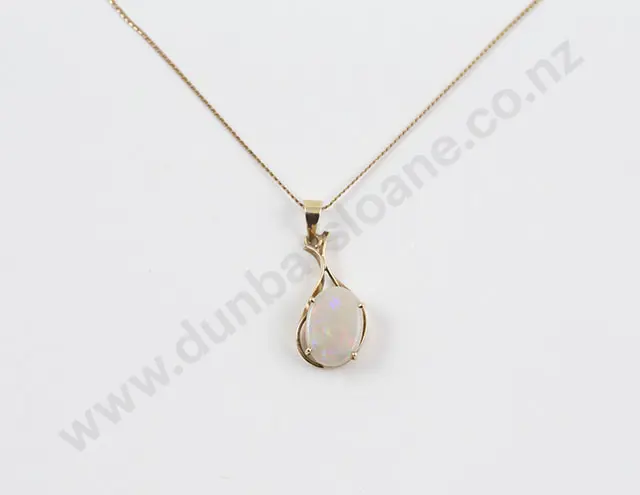 9ct Single Stone White Opal Pendant Image 1++