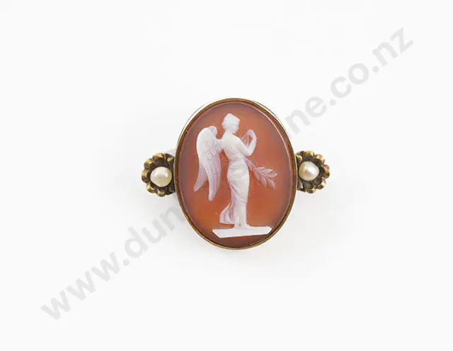 Victorian Gold Plated Framed Carnelian Cameo Brooch Image 1++