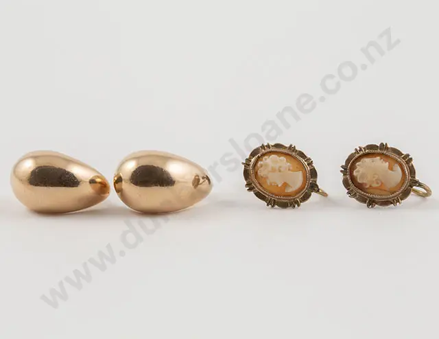 Two Pair 9ct Earrings Image 1++