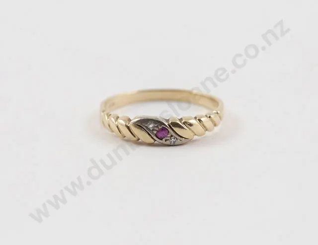 9ct Fancy Band Ring Image 1++