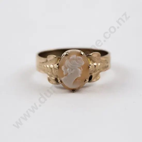 9ct Cameo Classic Portrait Panel Ring