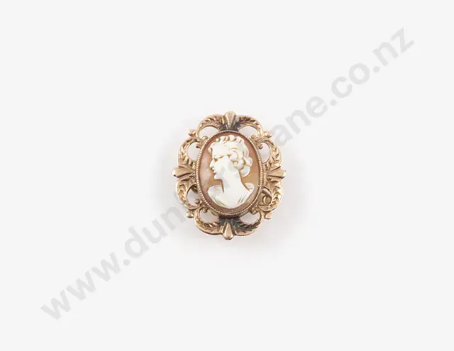 9ct Fancy Framed Portrait Cameo Brooch Image 1++
