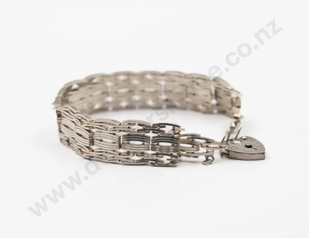 S/S Modern Design Fancy Gate Link Bracelet Image 1++