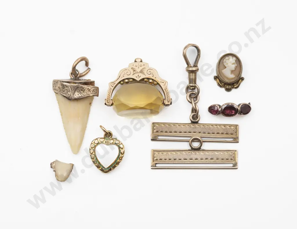 Jewellery Pieces Image 1++