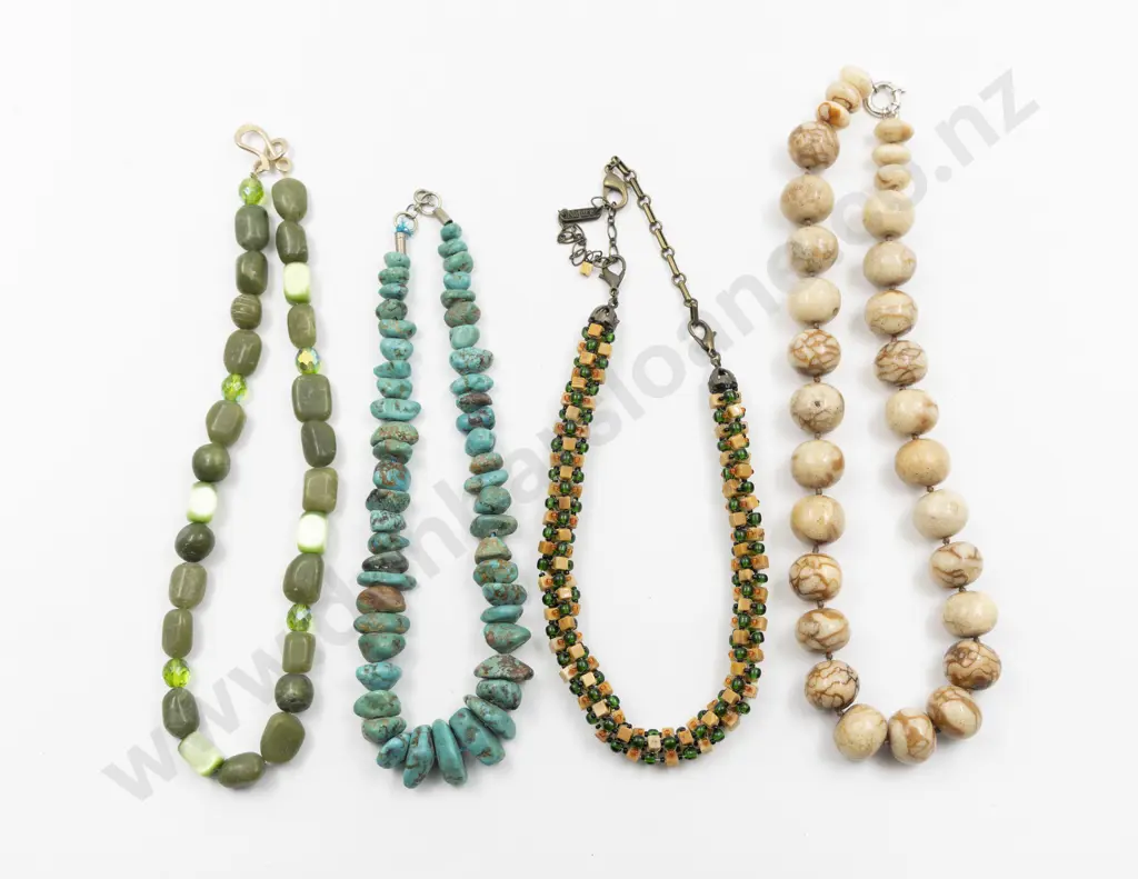 Single Strand Turquoise Nugget Bead Necklace Image 1++