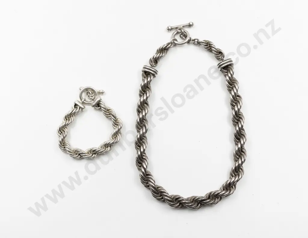 Heavy .925 Silver Necklace and Matching Bracelet Image 1++