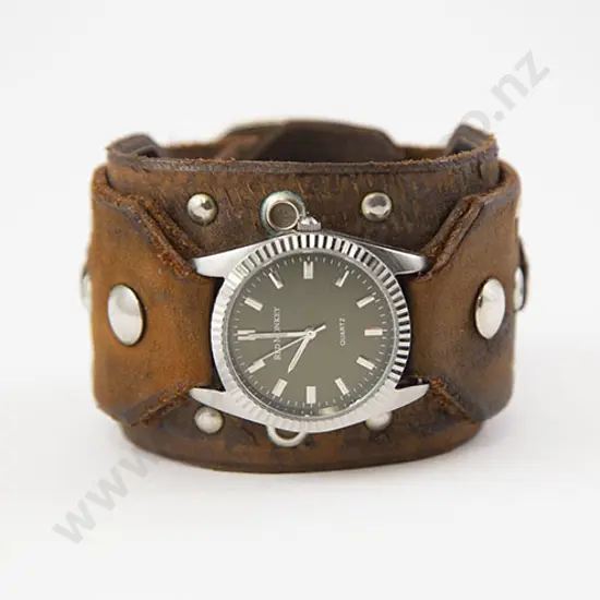 Red Monkey Classic Quartz Gents Wrist Watch