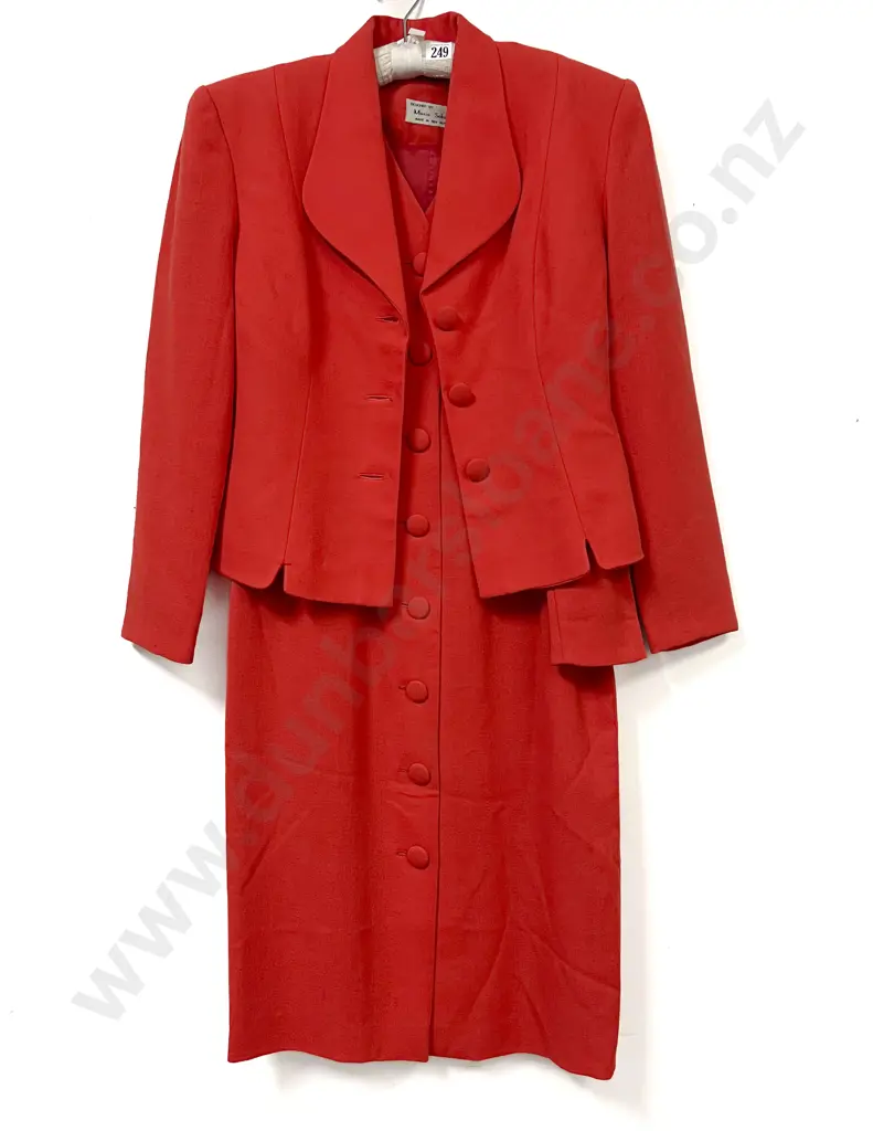 Maria Sokalski Design Two Piece Suite Image 1++