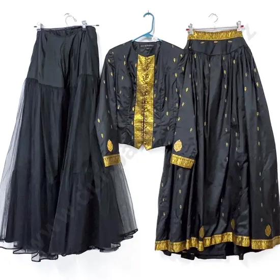 Liz Mitchell Pure Silk Indian Inspired Jacket and Full Length Skirt with Full Net Petticoat