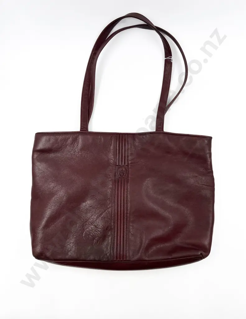 Etienne Aigner Leather Tote and pair gloves Image 1++