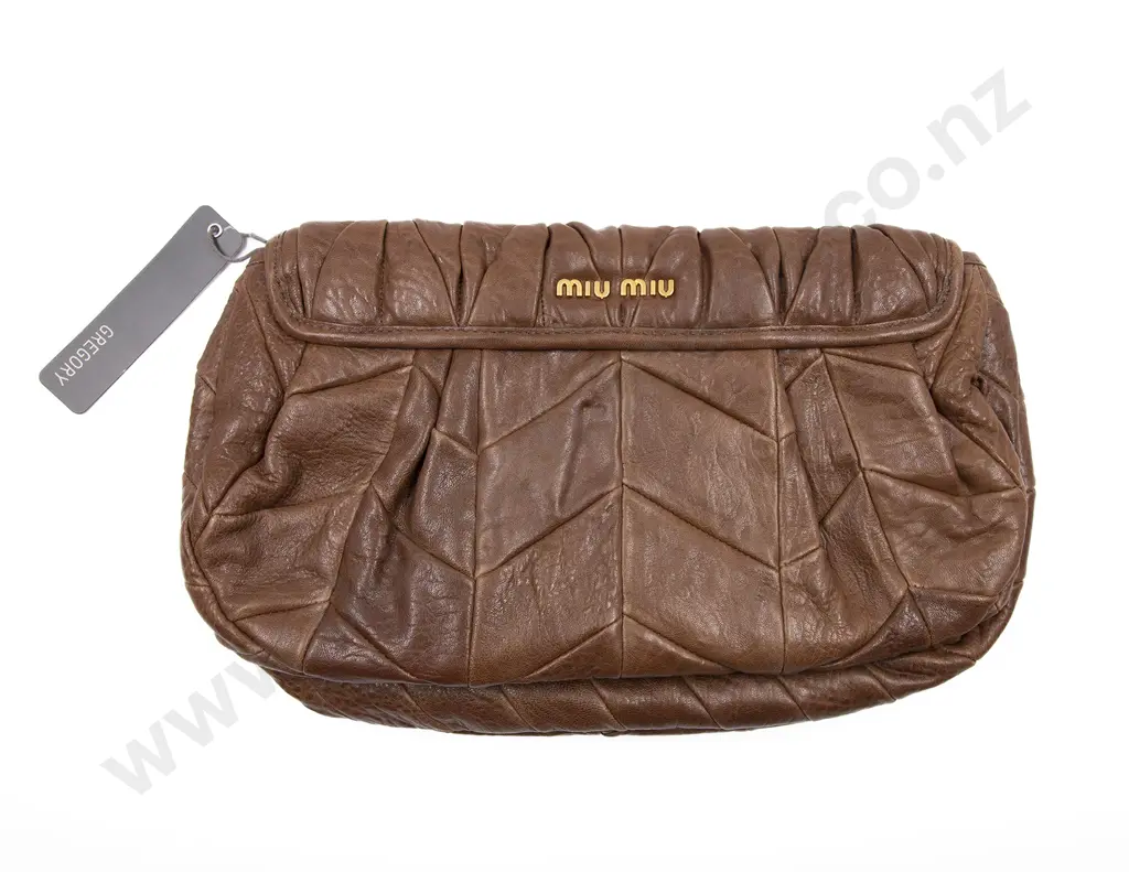 Miu Miu Nappa Patch Pochette Clutch in Terra Image 1++
