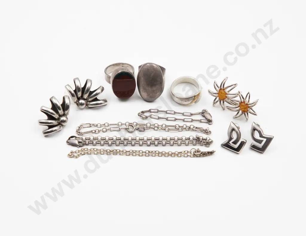 Three .925 Fine Silver Chain Bracelets with three rings and three pair earrings Image 1++