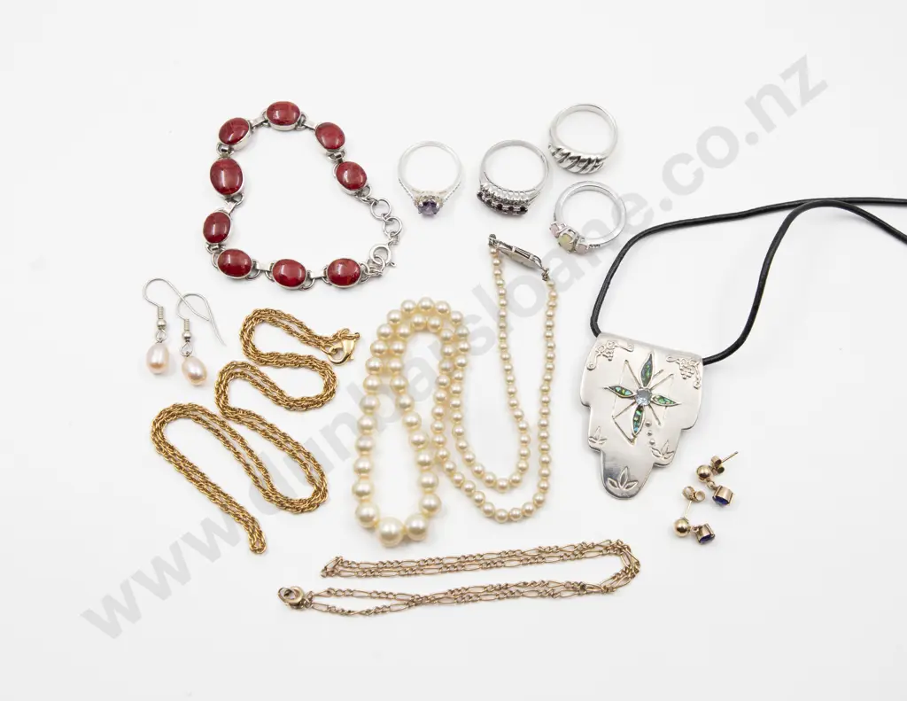 Selection Silver and Gem Jewellery Image 1++