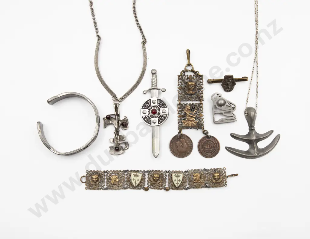 Jergen Jensen #85 Pewter Pendant Image 1++