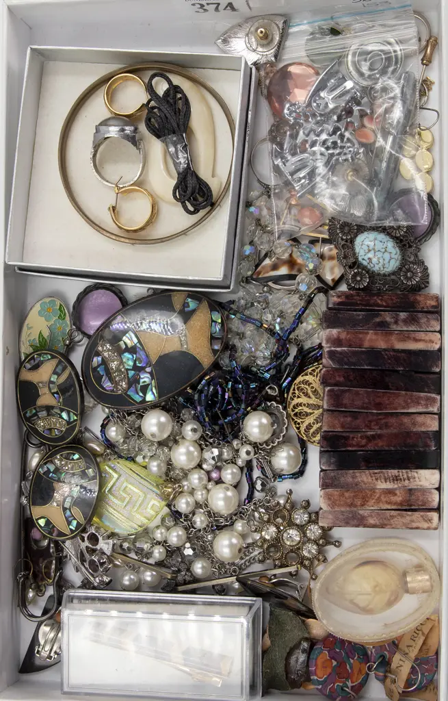 S/S Single Cultured Pearl Pendant Image 1++