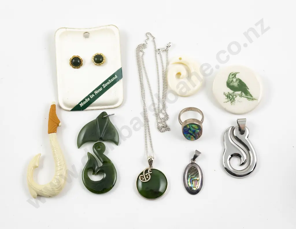 Selection NZ Greenstone Silver and other jewellery Image 1++