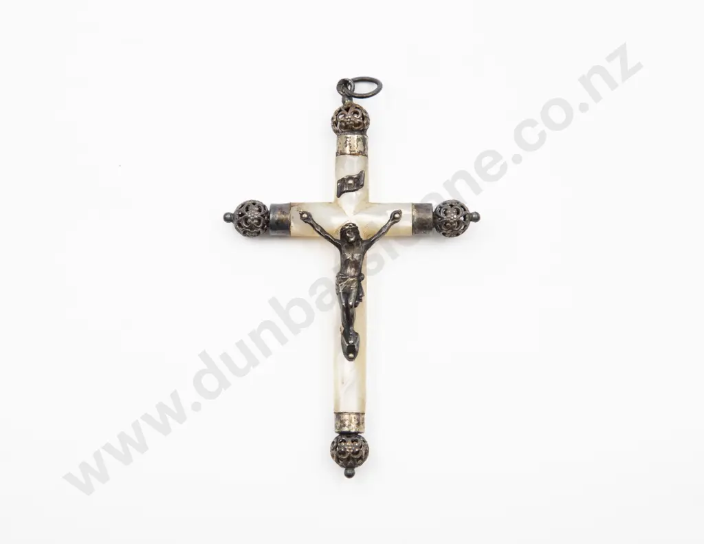 Victorian S/S and MOP Cross Pendant Image 1++