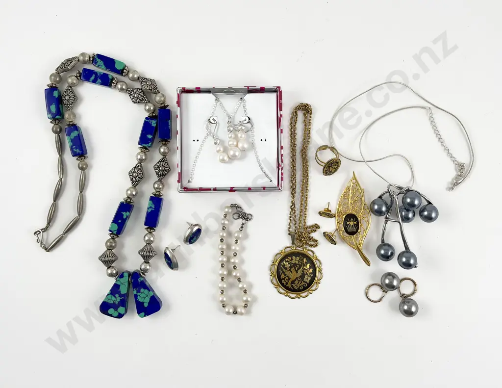 Mexican Silver and Lapis Style Necklace and Earrings Image 1++