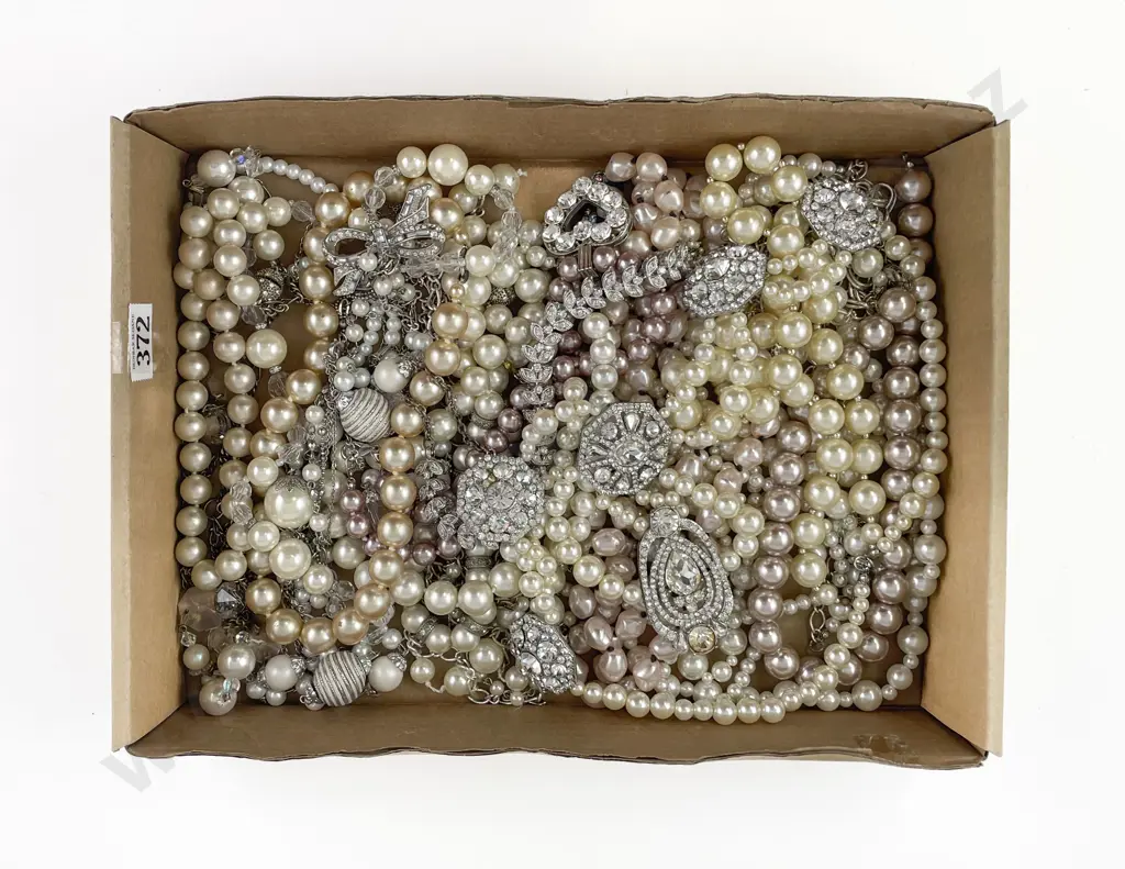 Collection Large Bead Imitation Pearl Fashion Necklaces Image 1++