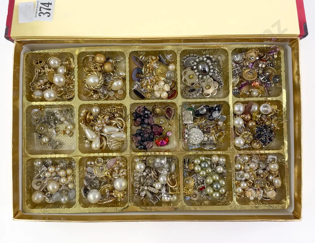 Large Collection Fashion Earrings mainly all pierced Image 1++