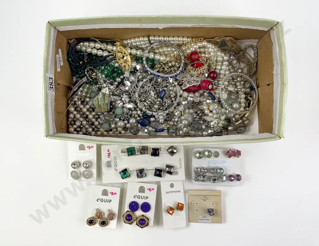Collection Costume Fashion Jewellery Image 1++