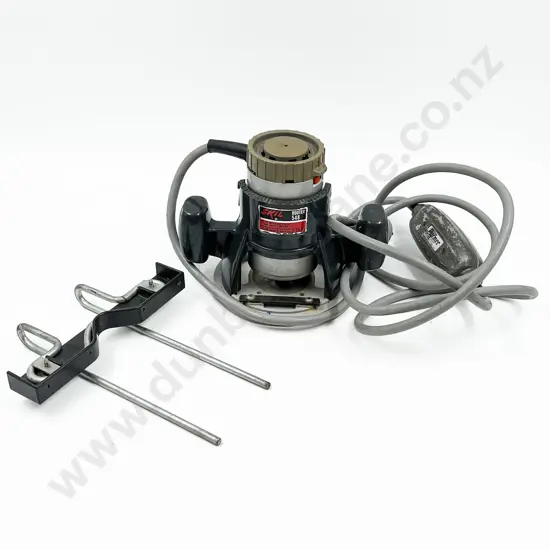 Skil 548 Router in Case