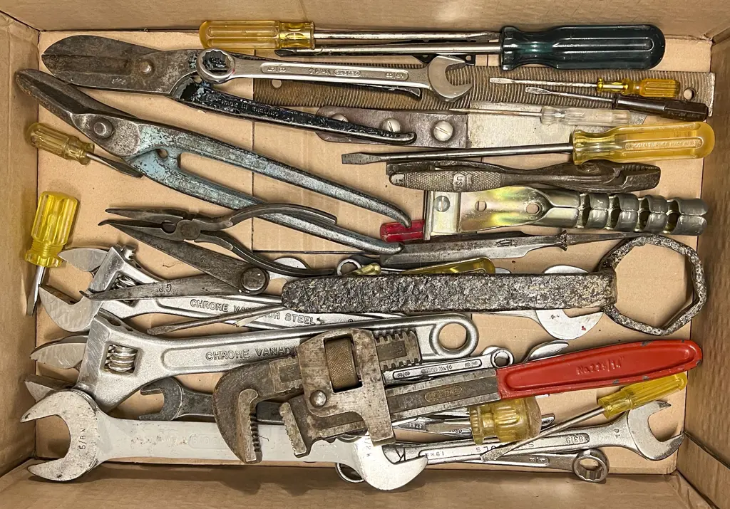 Box With Adjustable & Other Spanners Image 1++