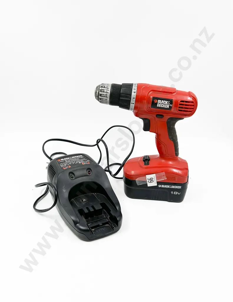 Black & Decker 18V Cordless Drill & Charger Image 1++