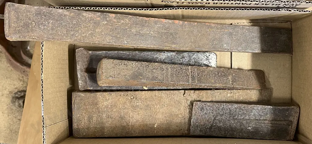 Five Cast Iron Wedges Image 1++