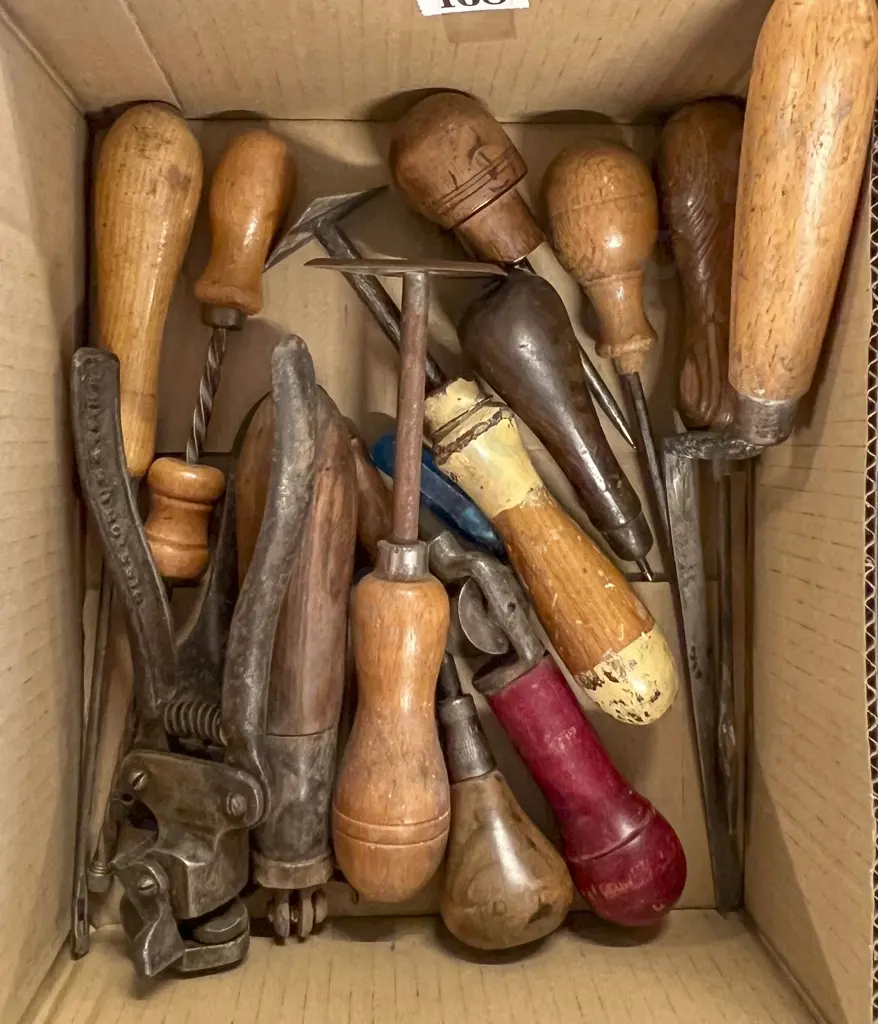 Small Box of Assorted Hand Tools Image 1++