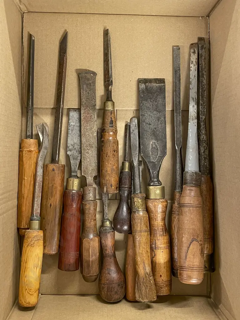 Box of Vintage Wooden Handled Chisels Image 1++