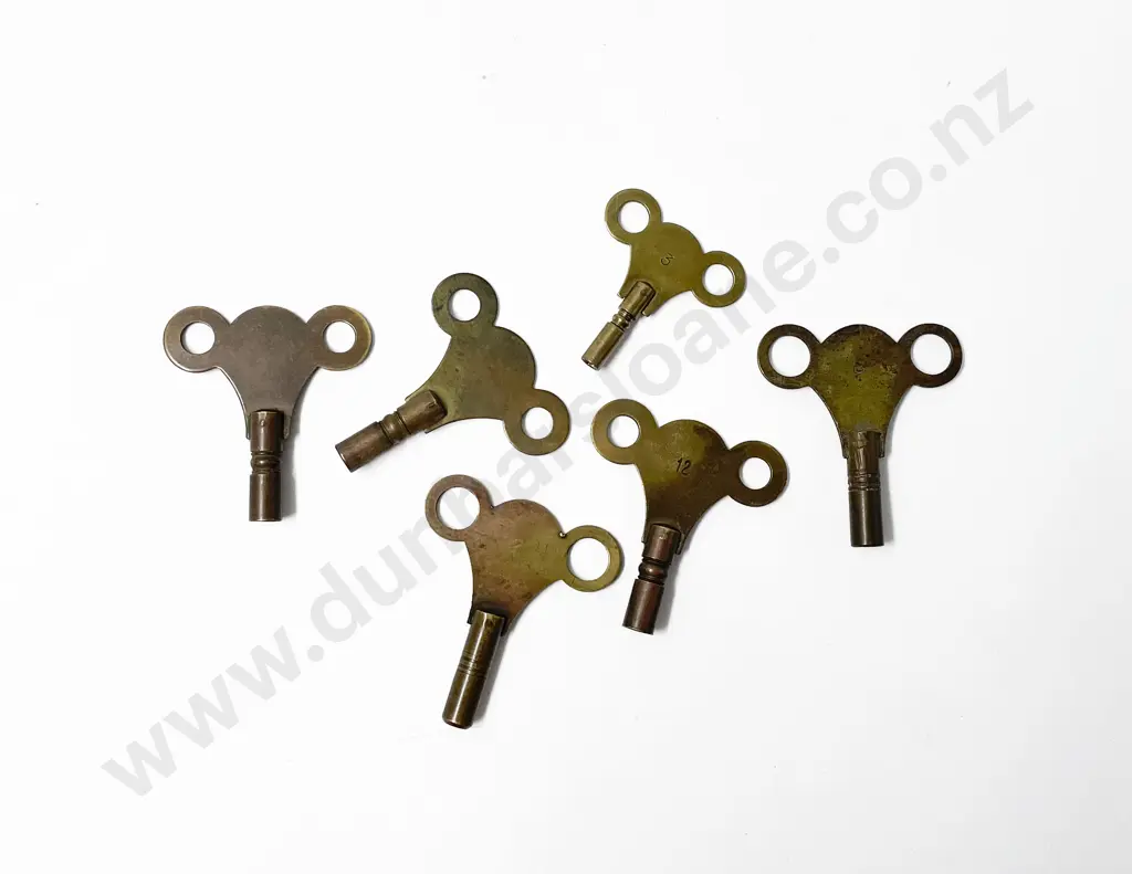 Six Brass Clock Keys Nos 12 10 9 8 7 3 Image 1++