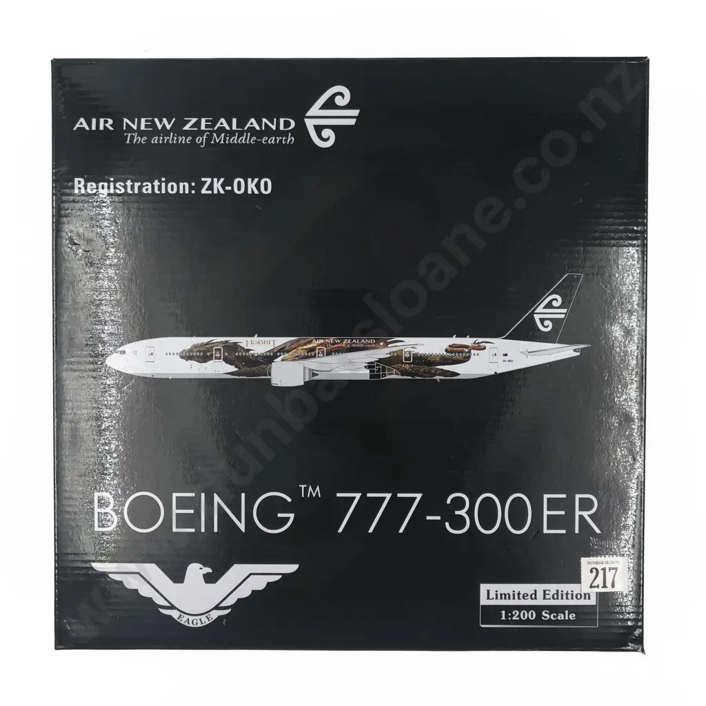 Boeing 777-300ER Air NZ The Airline of Middle Earth Limited Edition Image 1++