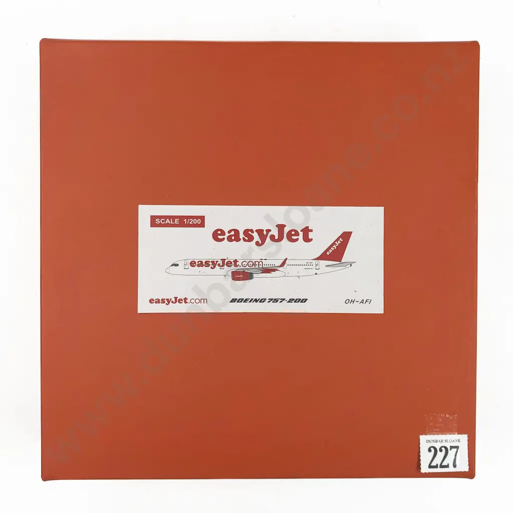 Boeing 757-200 easyJet Image 1++