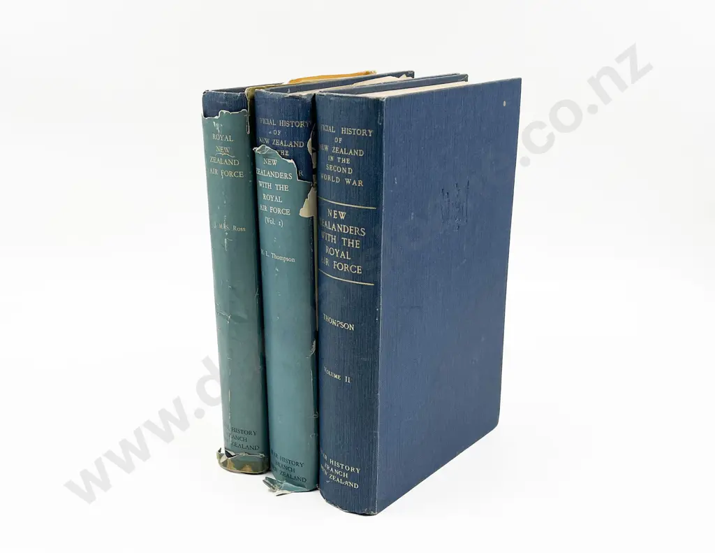 Three NZ War History Air Force Books Image 1++