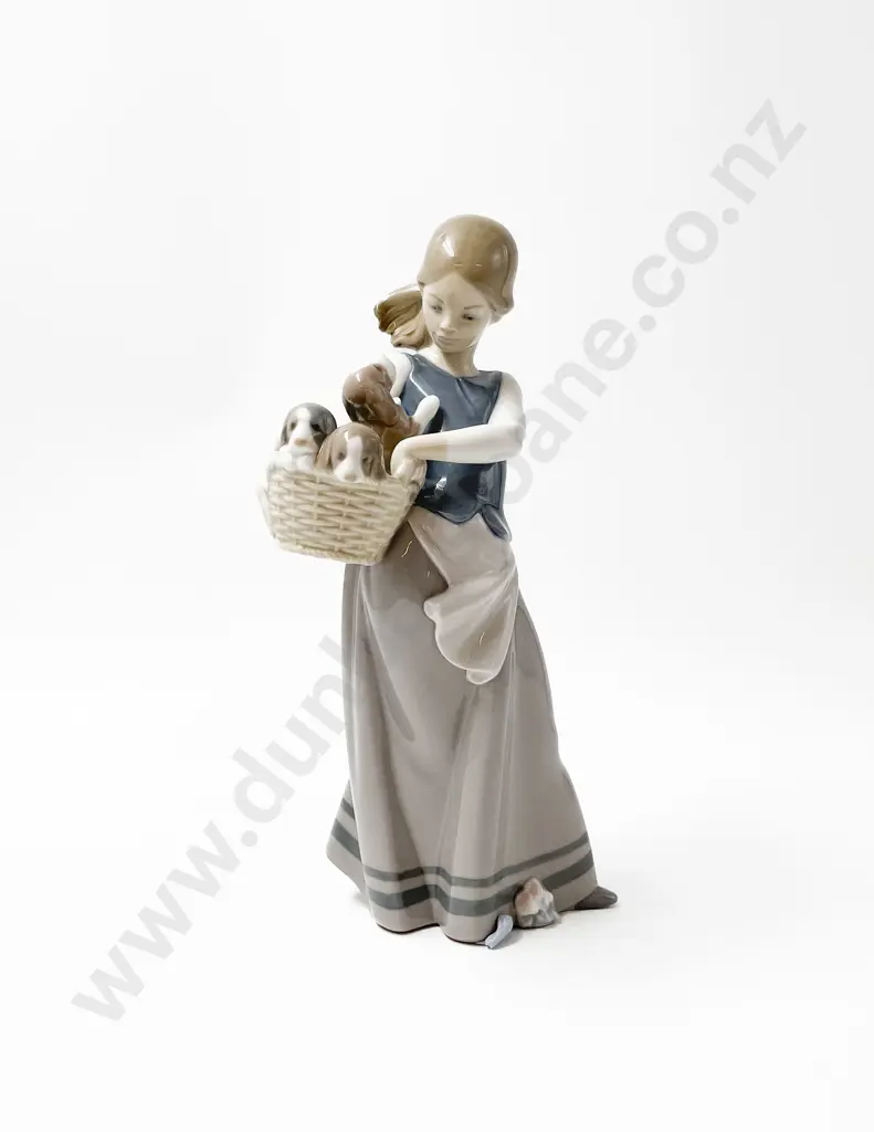Llardró Porcelain Girl with Basket of Puppies Figure Image 1++