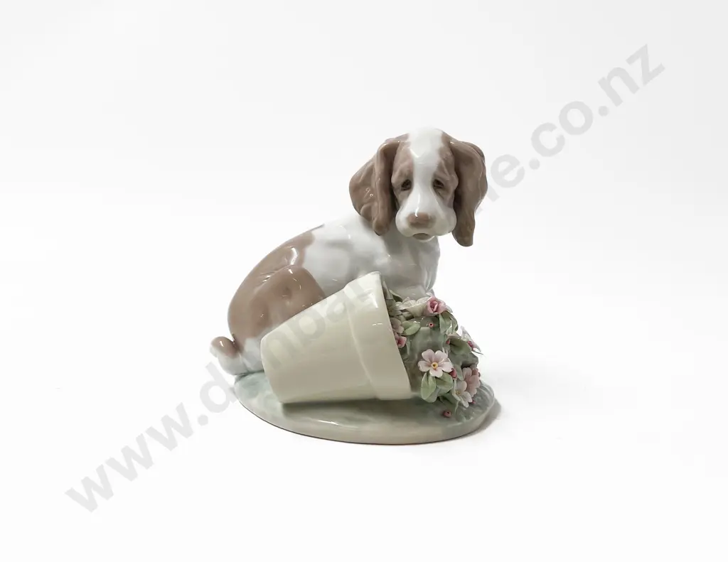 Llardró Porcelain Spaniel Dog with Spilt Bucket of Flowers Figure Image 1++