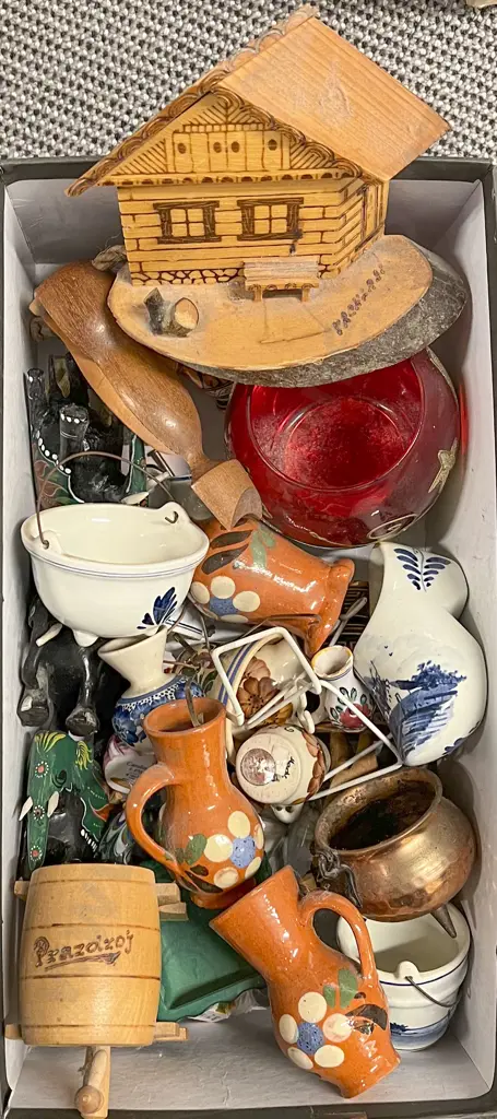 Box of Various Ornaments Image 1++