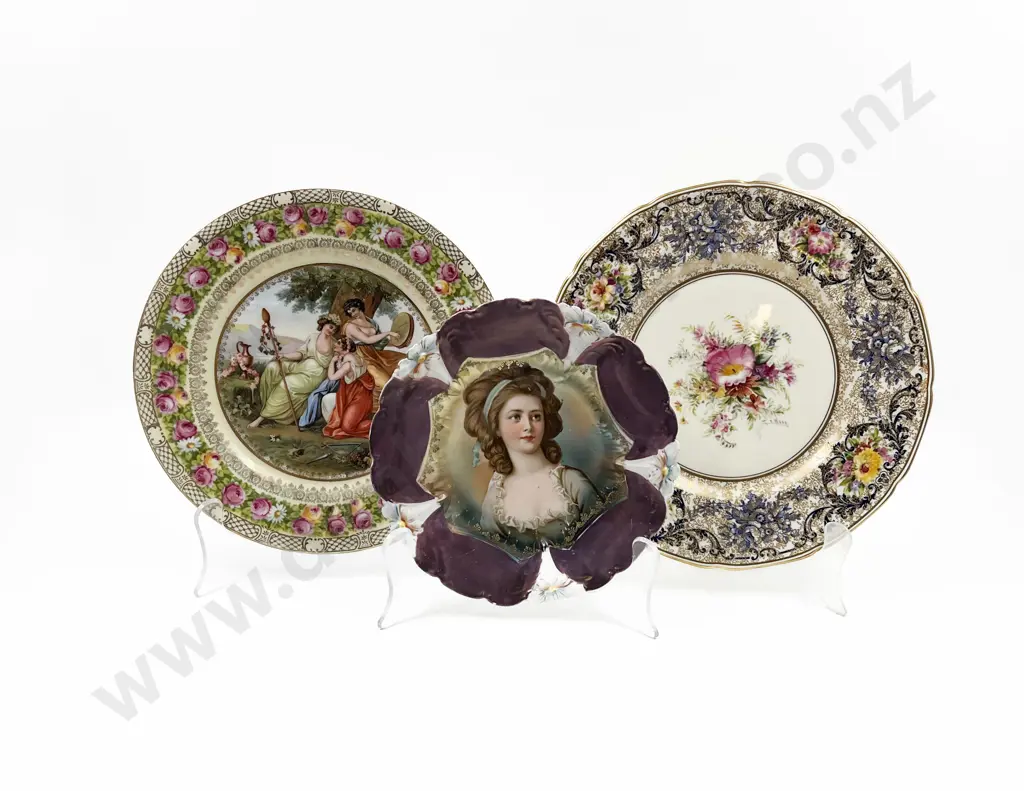 Three Decorative Plates Incl. Royal Doulton Image 1++