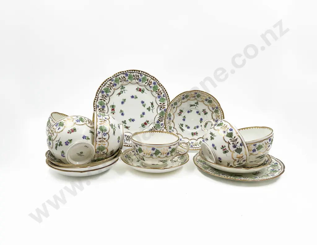 T. Goode & Co. Set of Cups and Saucers Image 1++