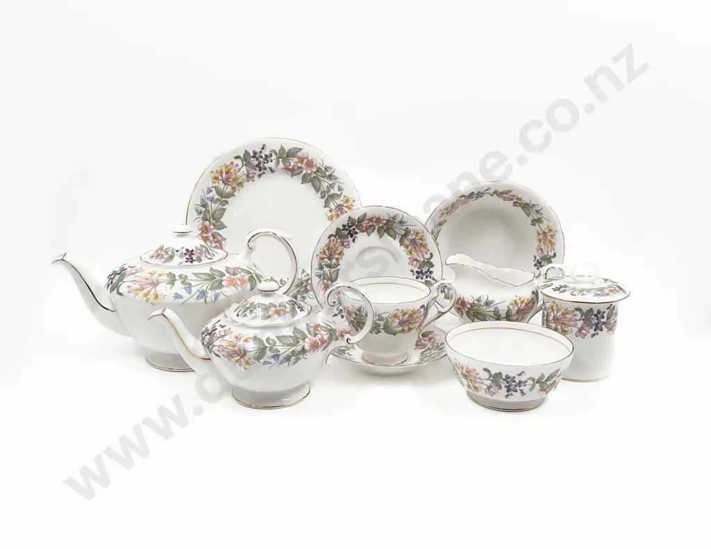 Paragon 'Country Lane' Part Tea Set Image 1++