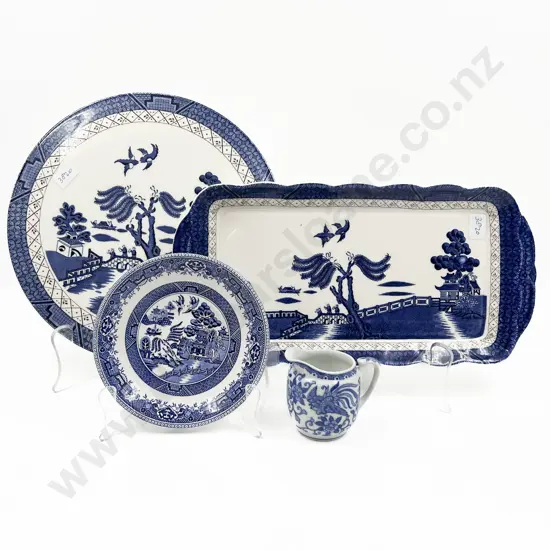 Four Pieces of Assorted Blue & White Incl. RD
