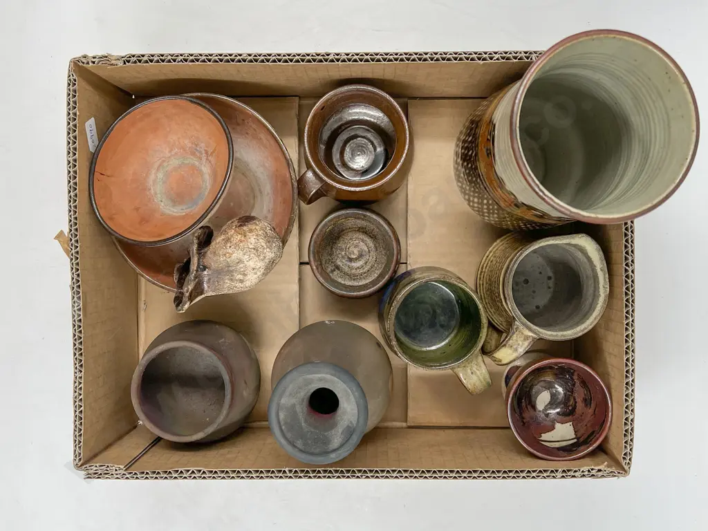 Box of Assorted Pottery Image 1++