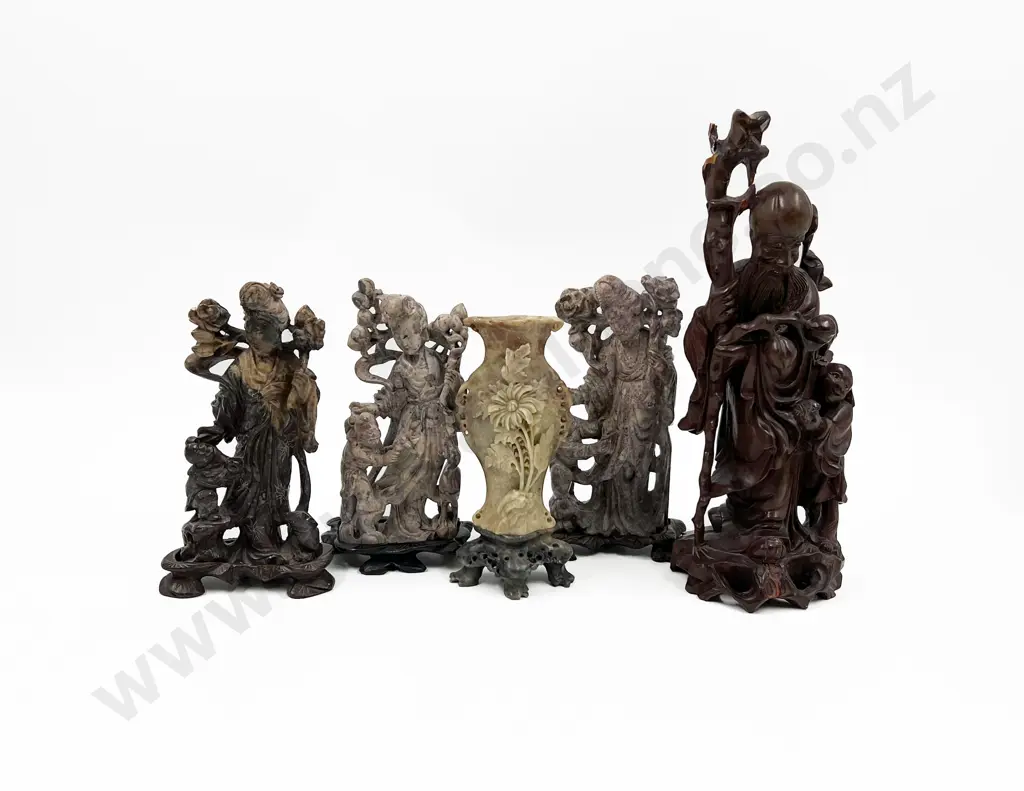 Small Quantity of Assorted Asian Ornaments Incl. Soapstone Image 1++