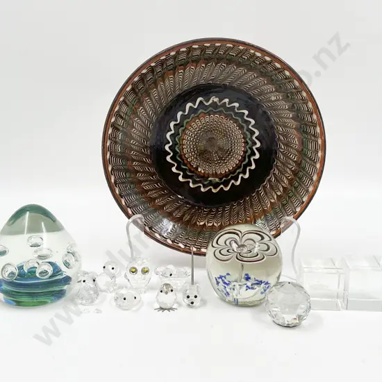 Small Quantity of Assorted Art Glass Ornaments on Pottery Bowl Incl. Swarovski