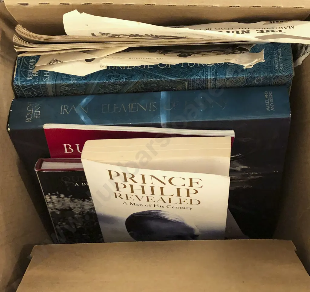Box of Assorted Books Including Large Quantity of Royalty Reference Image 1++