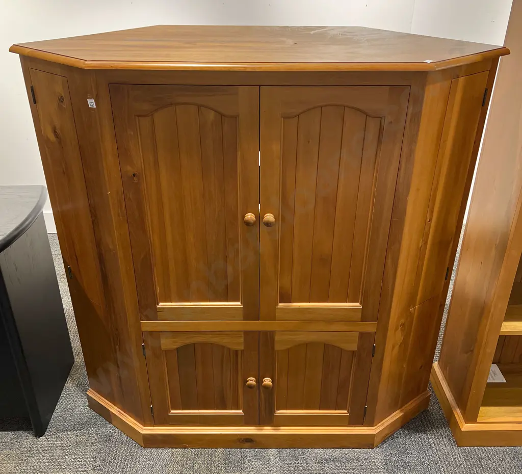 Rimu Entertainment Cabinet Image 1++