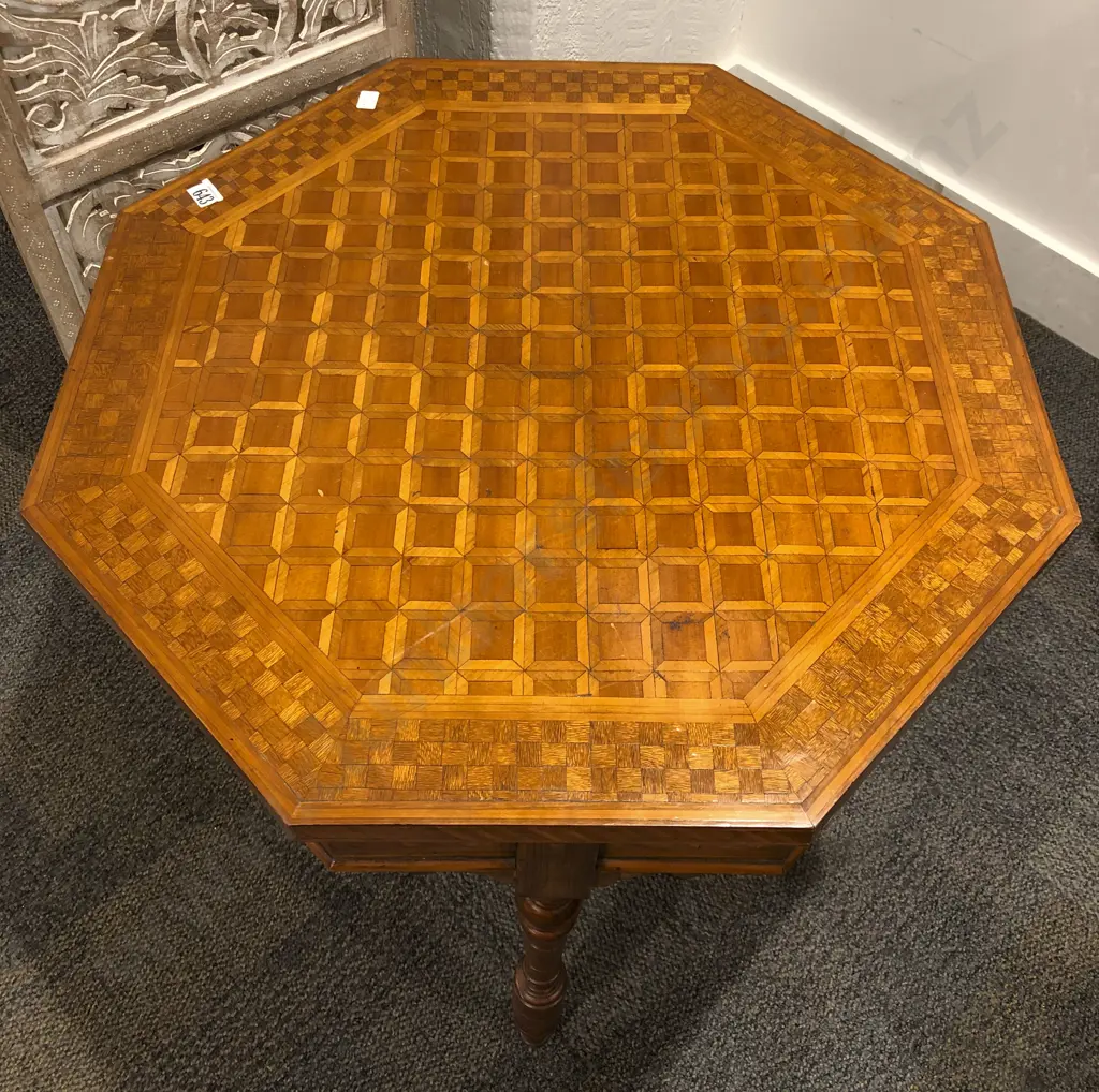 Colonial Inlaid Native Timber Octagonal Centre Table Image 1++