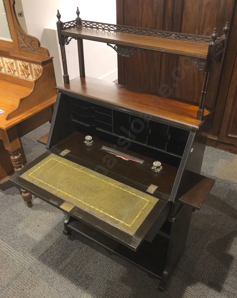 A Fine Quality Edwardian Chinese Chippendale Writing Bureau Image 1++